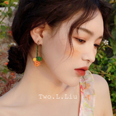 Two.L.Liu 夏日耳环女三色球吊坠春天出游度假百搭显脸瘦耳针耳夹
