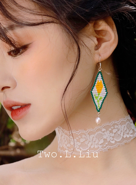 Two.L.Liu郁金香花朵耳环女超仙复古气质小众手工串珠重工耳饰