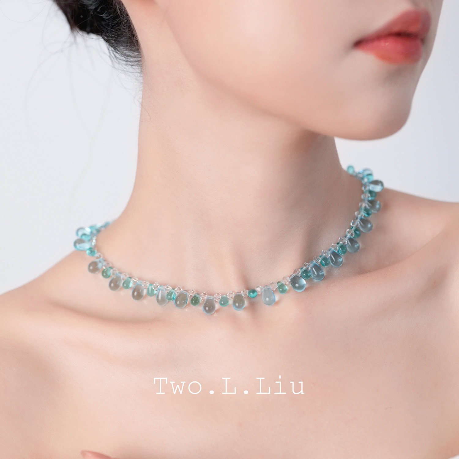 Two.L.Liu蓝色琉璃捷克珠锁骨链图片