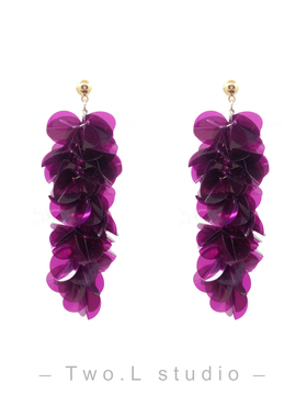 Two.L.Liu 葡萄紫色耳环女气质2025新款潮流苏花瓣度假手工耳夹