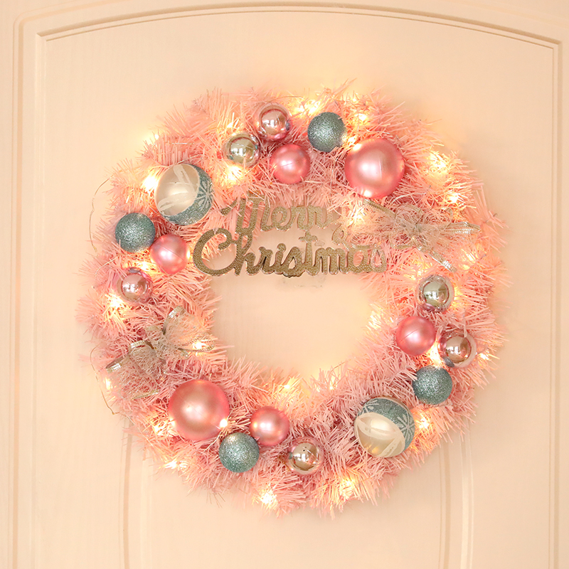 粉色粉色圣诞节花环树倒挂树藤条