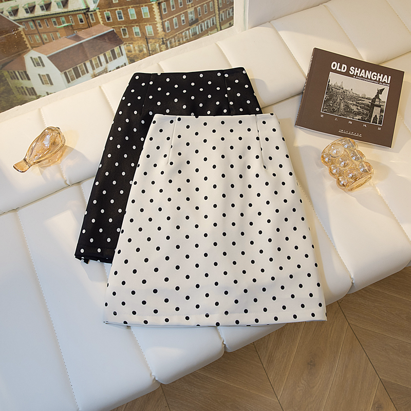 波点半身裙女2024新款春夏款高腰小个子辣妹显瘦a字一步包臀短裙