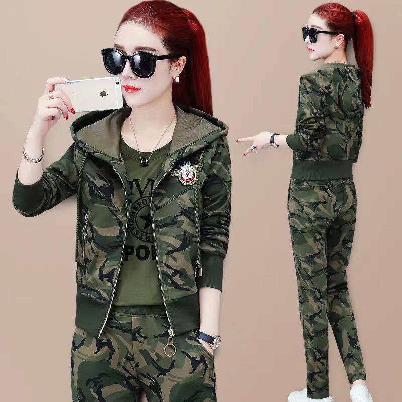 迷彩服套装女秋装时尚2023新款女式户外休闲运动服春秋洋气三件套