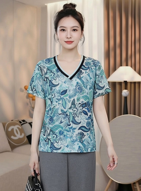 轻薄妈妈宽松透气印花t恤衬衫大码胖mm品牌网纱碎花小衫v领高端夏