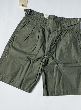 瑕疵B品 廓尔哥军绿色可调节腰带 短裤  宽松直筒高腰