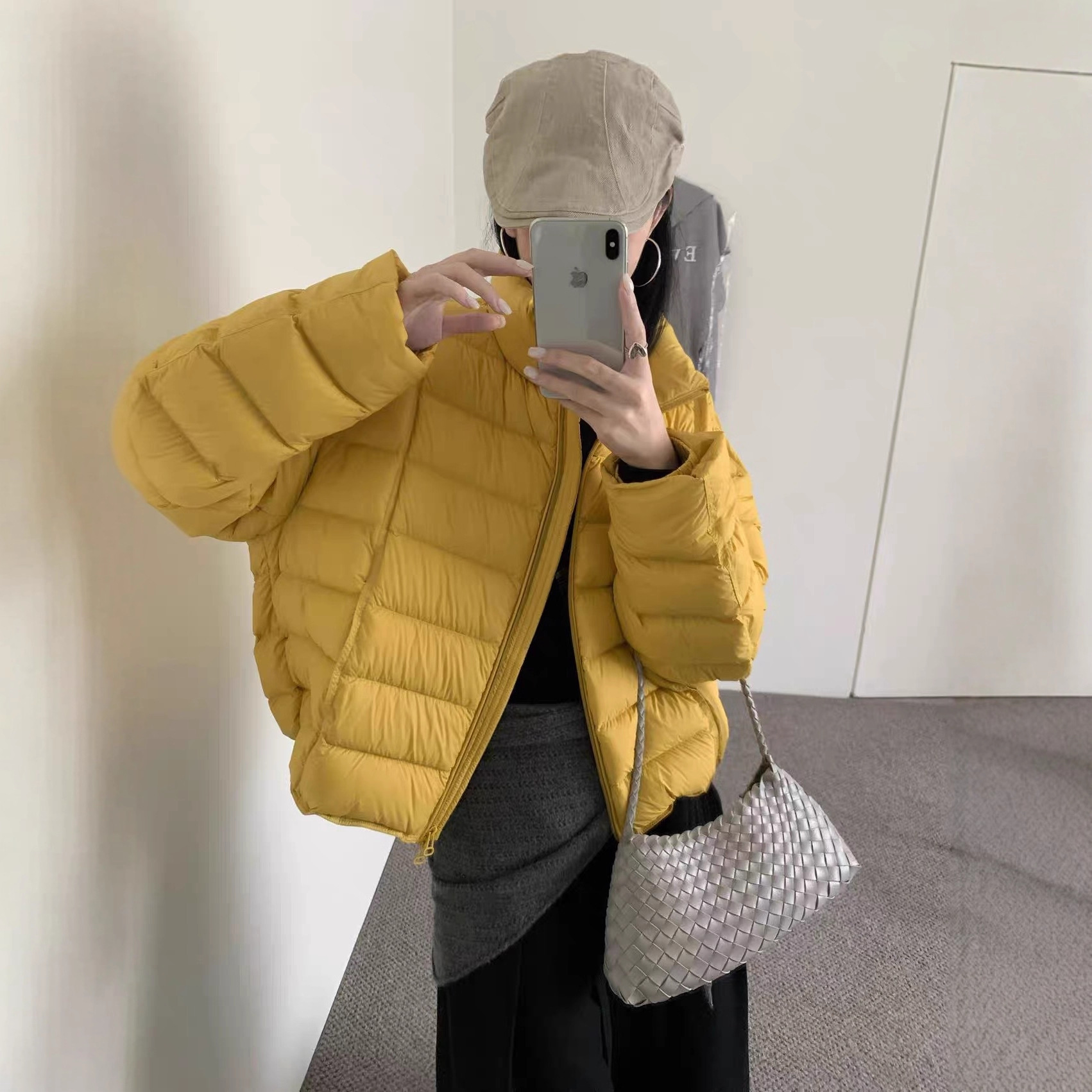 云感泡芙排骨羽绒服女2025冬季新款90白鸭绒宽松立领显瘦短款外套