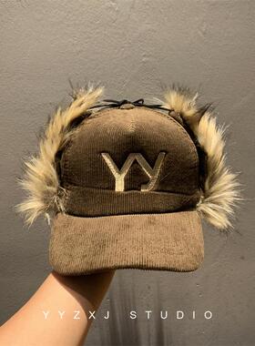 复古草原灯芯绒耳罩鸭舌雷锋帽女秋冬雪山旅游保暖护耳棒球帽子男