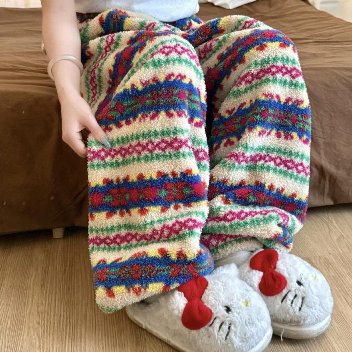 侘町2025新款彩色费尔岛加厚米粒绒长睡裤保暖家居裤可外穿遛弯裤