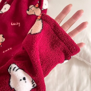 侘町红底礼貌狗2026新款秋冬季雪粒绒加厚翻领女睡衣保暖家居服