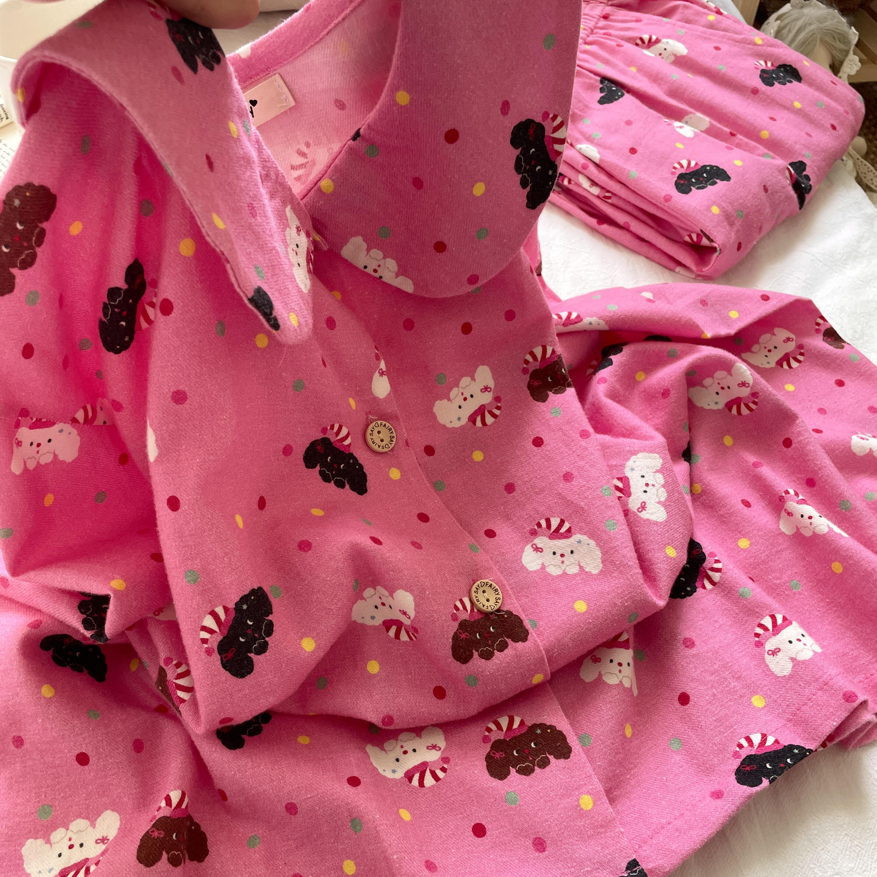 侘町2025年睡衣新款彩色波点狗狗秋冬磨毛斜纹韩系女卡通纯棉套装