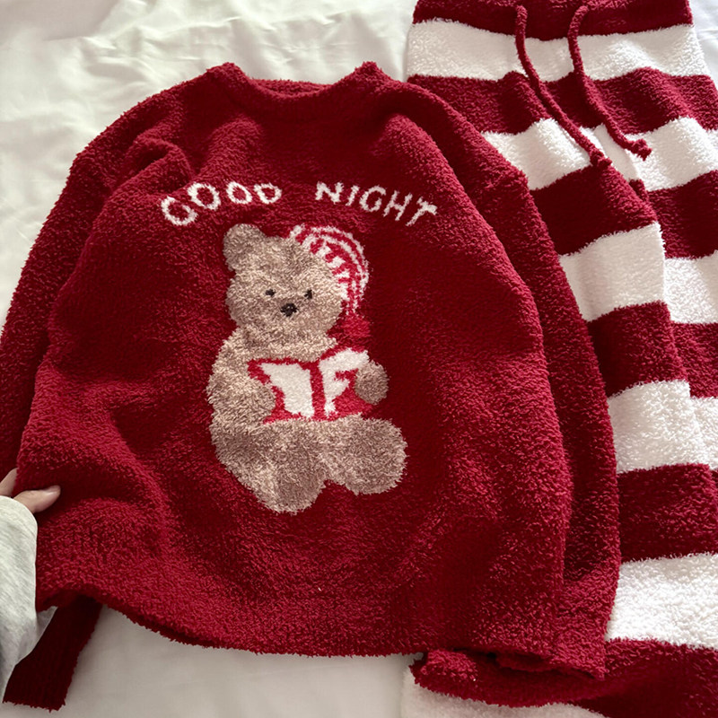 侘町2025新款冬季睡帽小熊长袖红色本命年睡衣女半边绒休闲家居服