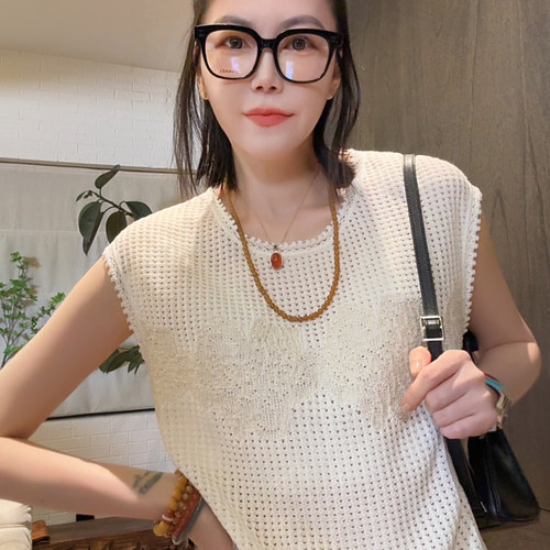 LUNA“gan*i浮影侘寂”纯色南法风钩花针织镂空背心