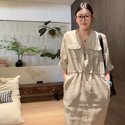 LUNA“TTM 一束间”极简轻薄工装风抽绳收腰连衣裙