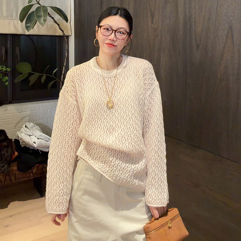 LUNA“钱来夫人”两色绵羊毛镂 空花纹“纯手工”针织毛衣