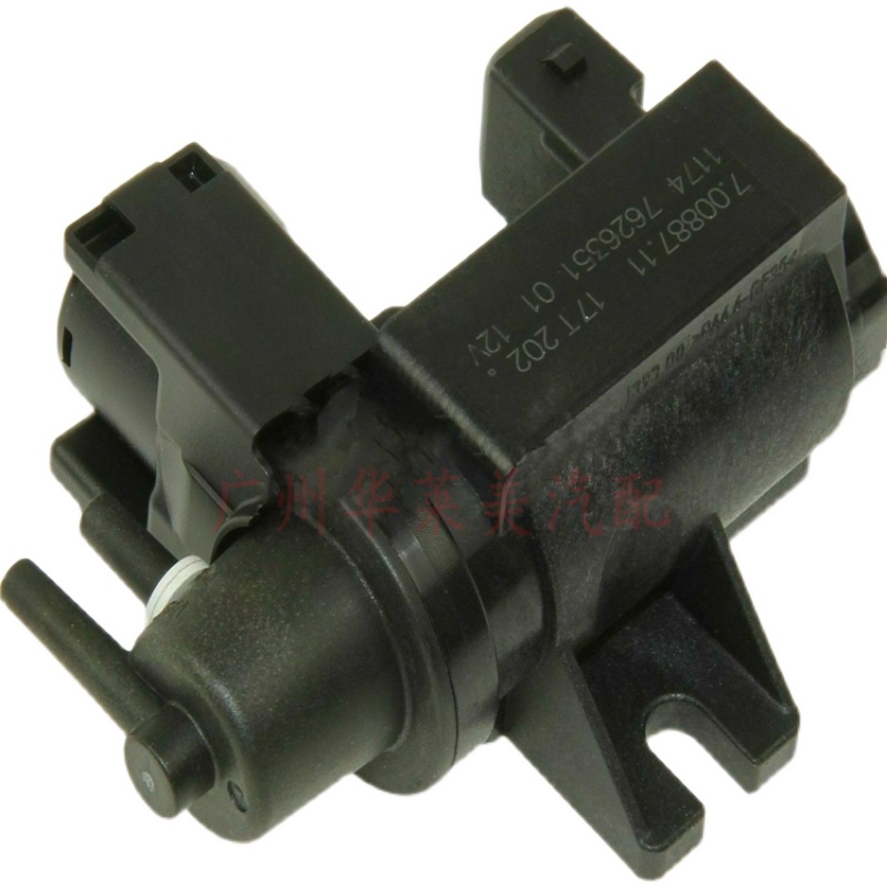 适用宝马3系5系X1X3X5F18F02N55电子调节阀涡轮压力变换器电磁阀