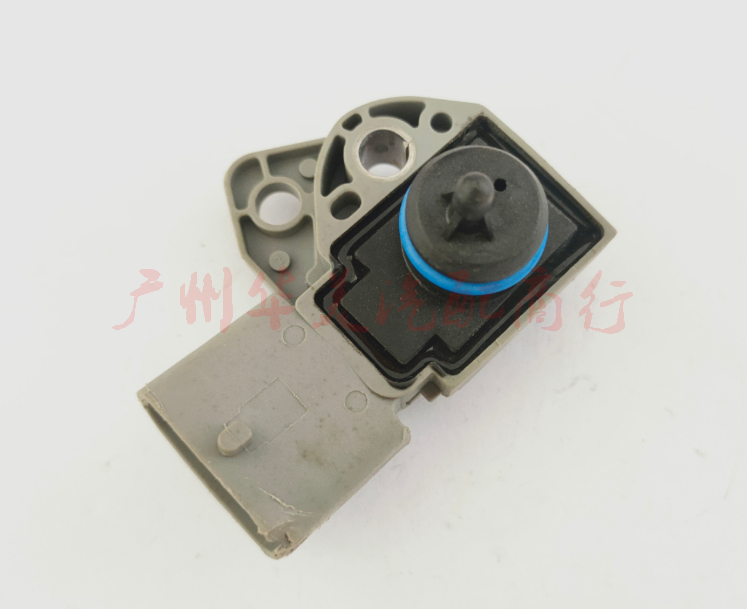 适用沃尔沃路虎c30c70s60v40s80lXC90XC60 3.2燃油压力传感器