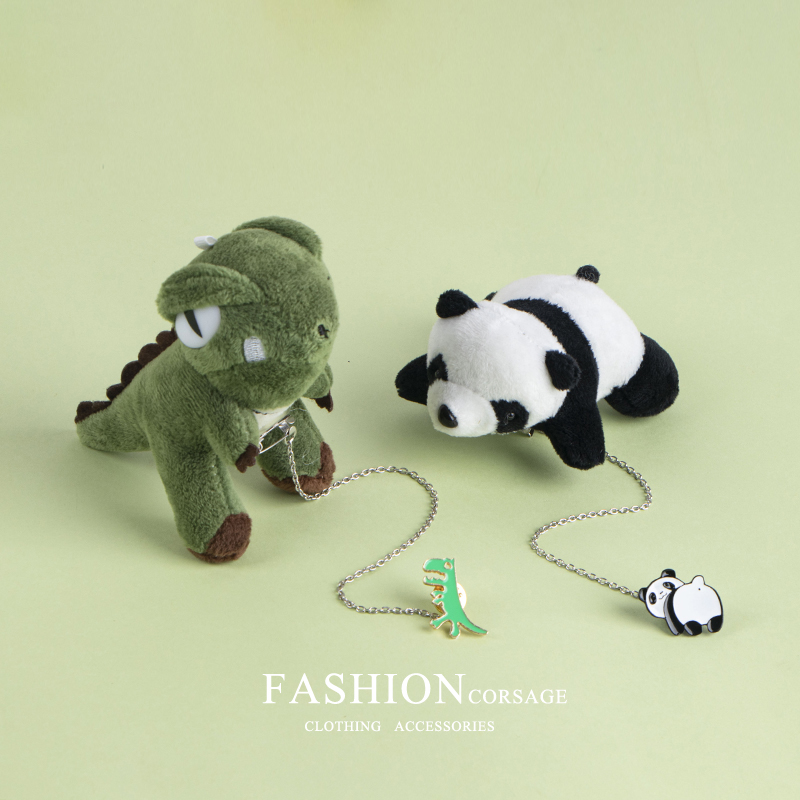 秋冬胸针女2025年新款小恐龙链条