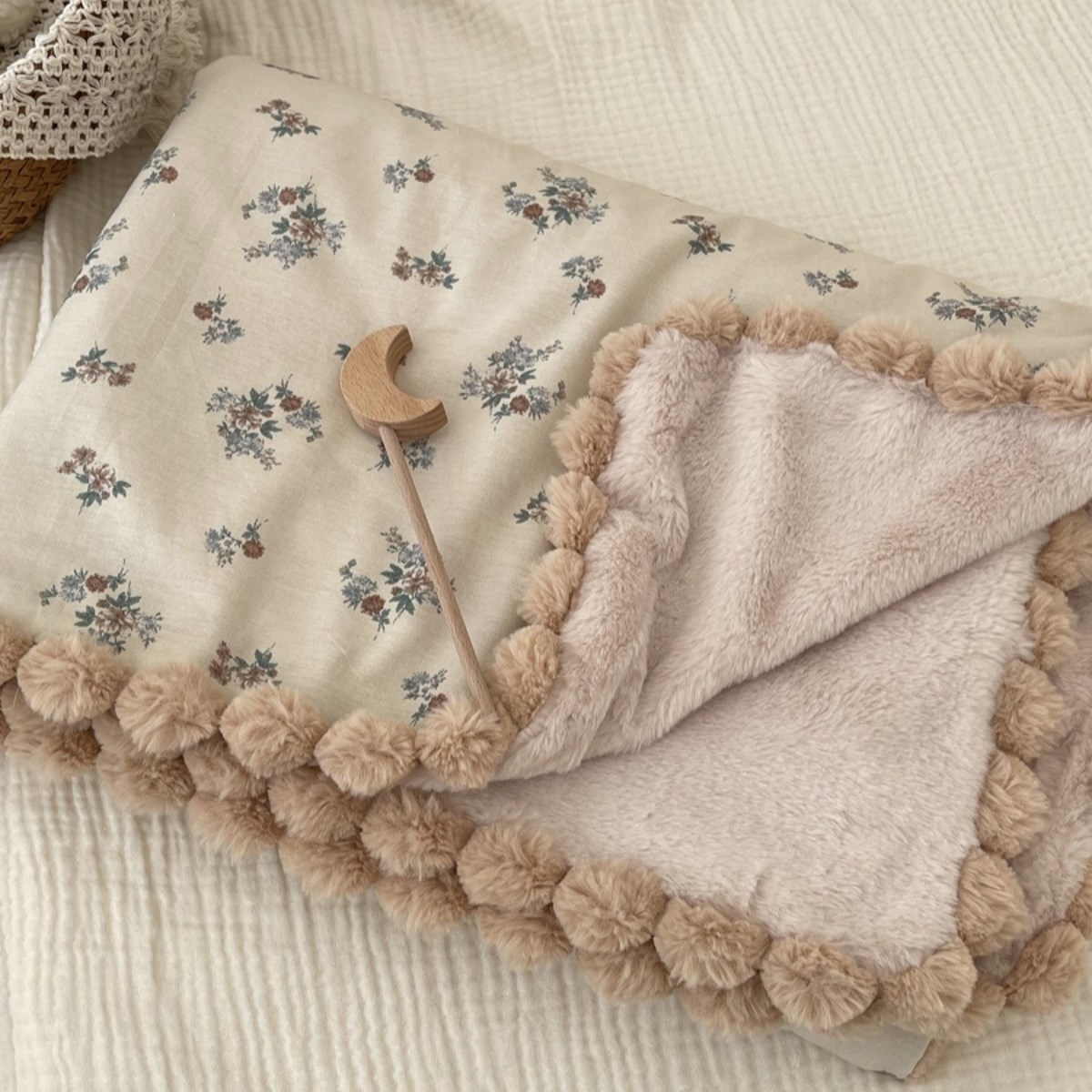 【可定制】韩国ins风印花兔毛球球毯兔绒推车盖毯午睡毯宝宝抱毯