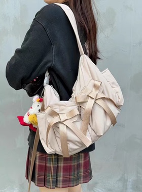 casselini小众设计蝴蝶结多口袋高级感单肩腋下包斜挎包女大容量