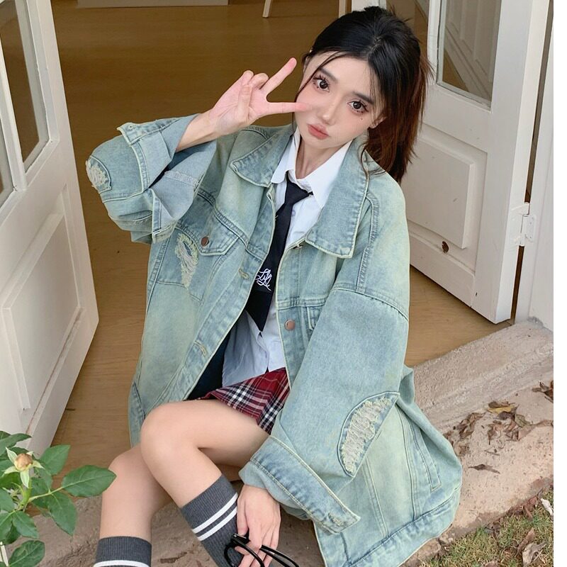 胖妹妹宽松百搭牛仔外套女学生春秋季做旧破洞补丁夹克ins潮大码