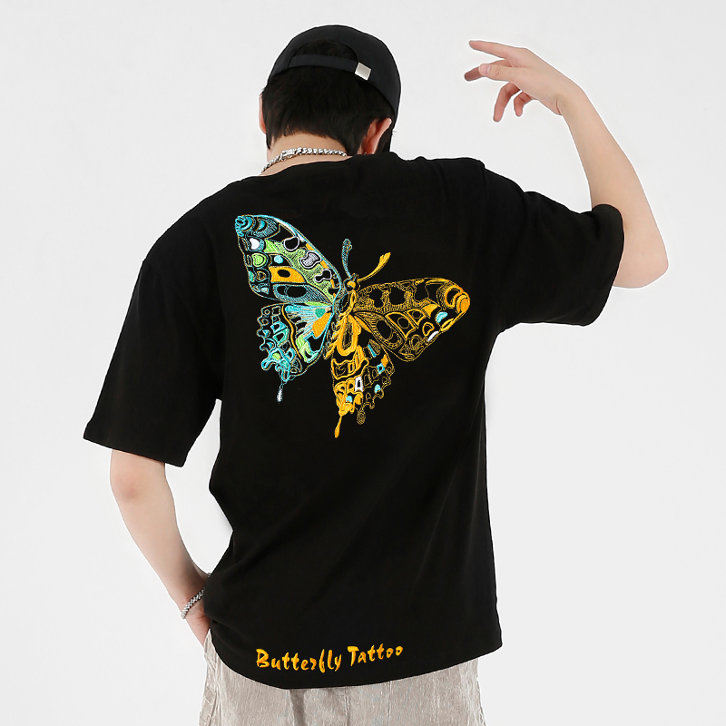 蝴蝶刺绣短袖圆领宽松休闲大码