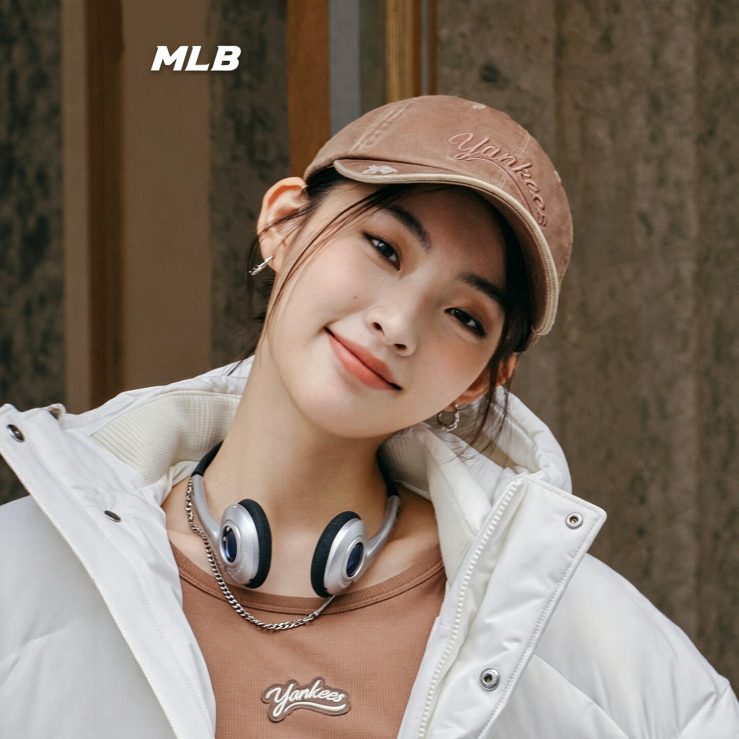 MLB新款情侣做旧破洞棒球帽图片