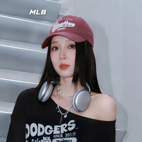 MLB棒球帽刺绣学院风遮阳鸭舌帽