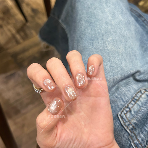 水光啵啵海狸玻璃珠猫眼穿戴甲