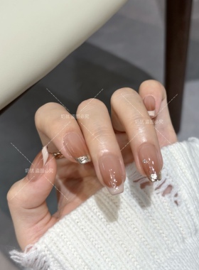 【A暮光】高品质秋冬奶茶香槟褶皱法式纯手工穿戴甲显白美甲成品