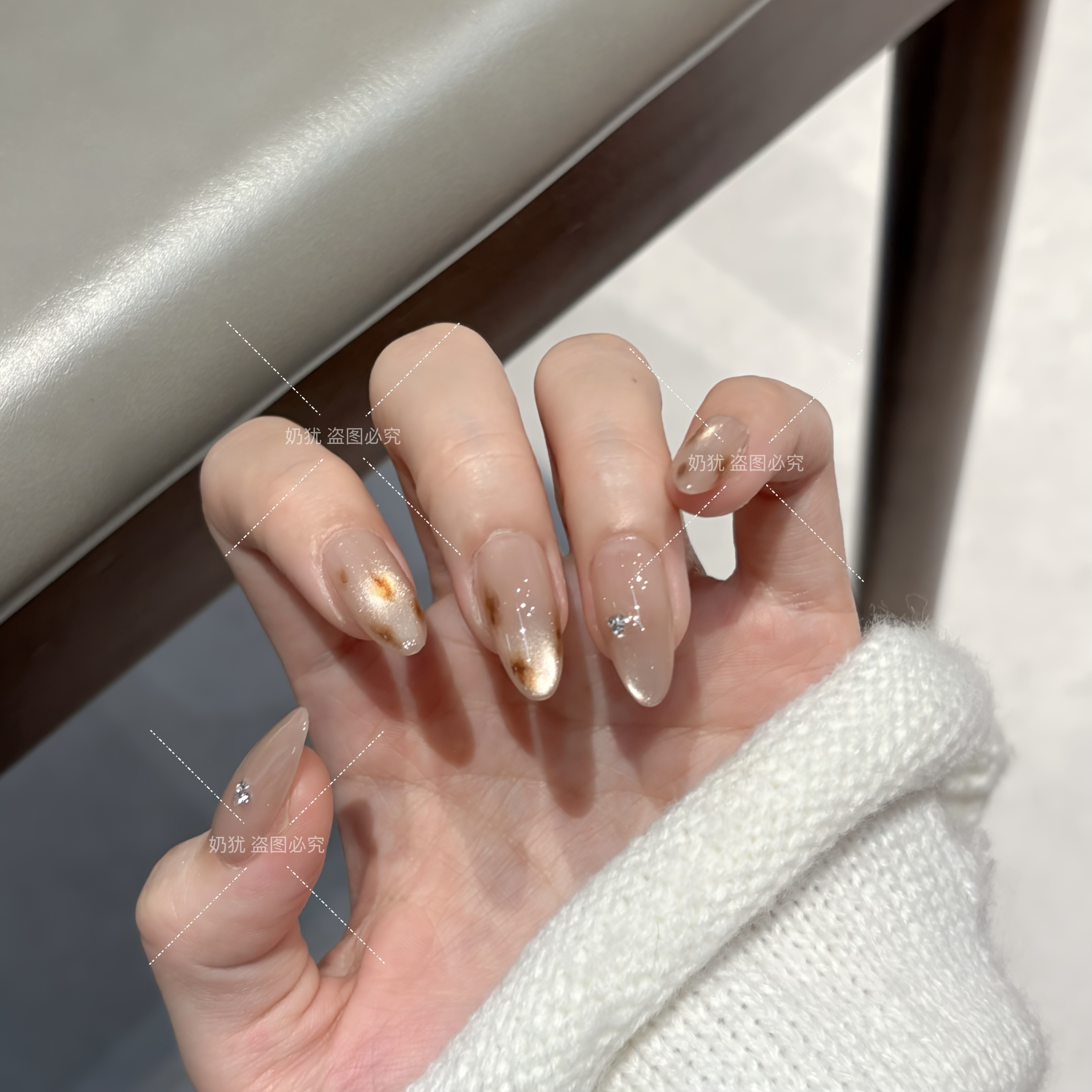 【夕晖流光】秋冬氛围感琥珀晕染纯手工穿戴甲玻璃珠裸感猫眼美甲