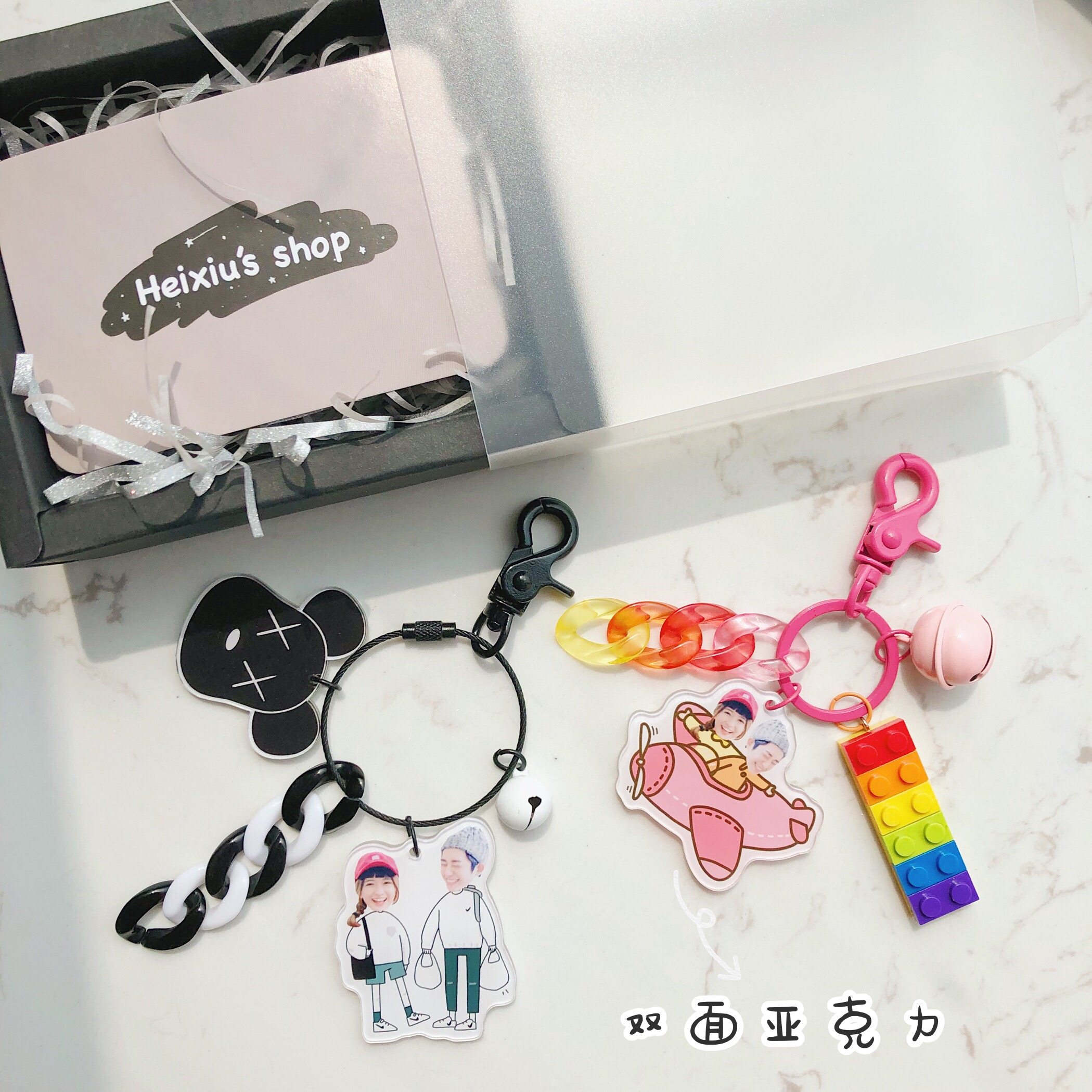 创意diy双面亚克力情侣定制卡通钥匙扣情人节礼物车钥匙链挂饰品|msdalam kategori bekalan perayaan/hadiah, Hadiah kreatif, rantai kunci - dari Buy2taobao.com untuk memberikan perkhidmatan ejen Taobao profesional membeli