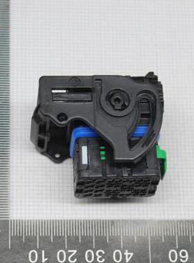 全新 64319-3211 AT04-08PA 174663-2 2EDN8524FXTMA1 1452997-1