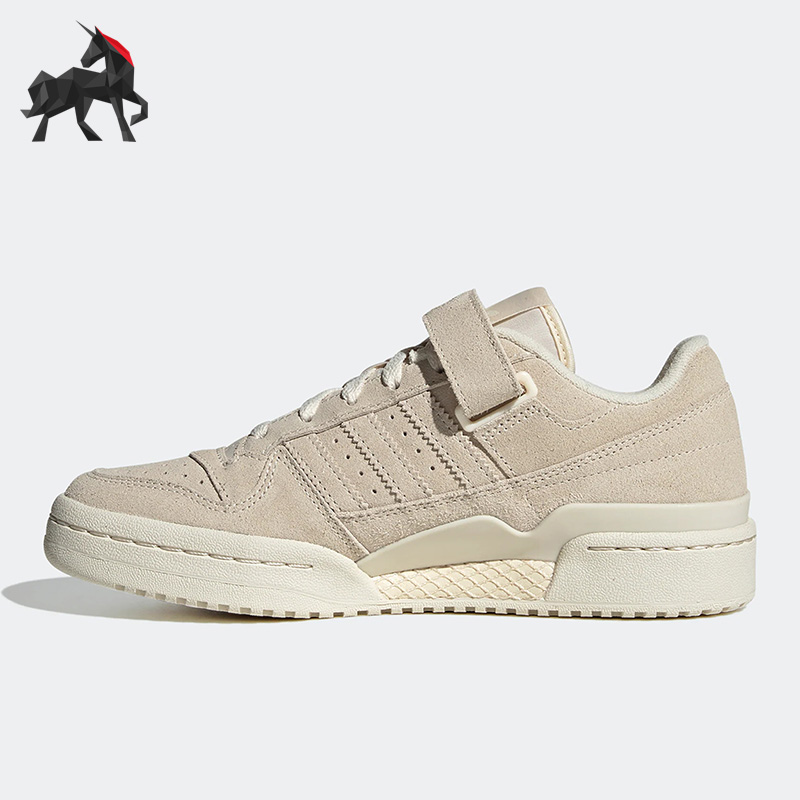 阿迪达斯男女低帮板鞋