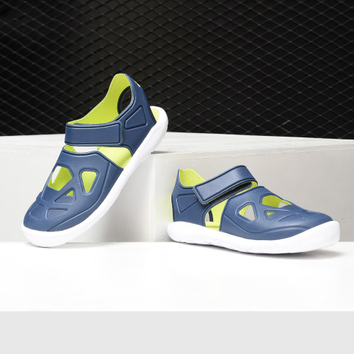 adidas阿迪达斯正品休闲童鞋