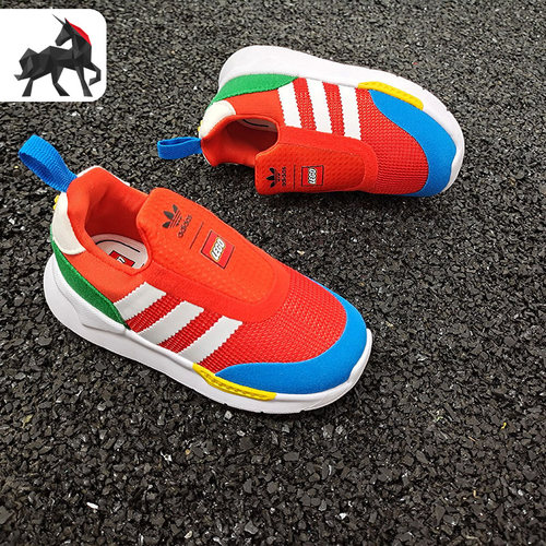 Adidas/阿迪达斯小童休闲运动鞋