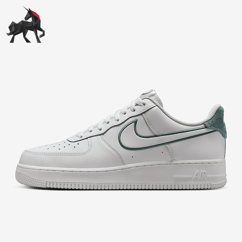 Nike/耐克男士低帮经典运动鞋