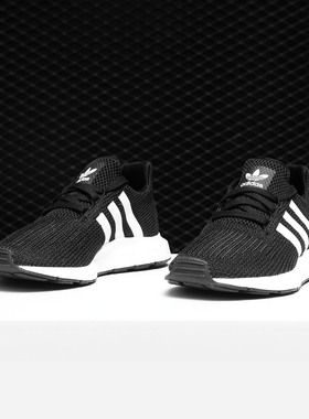 Adidas/阿迪达斯正品三叶草SWIFT RUN女子运动跑步鞋F35675