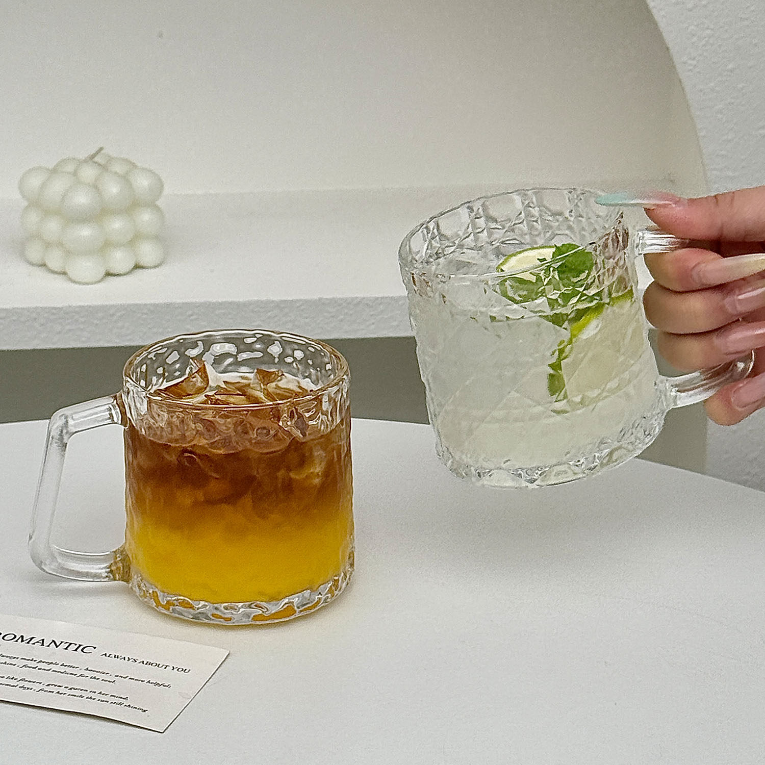 ins风刻花带把玻璃马克杯
