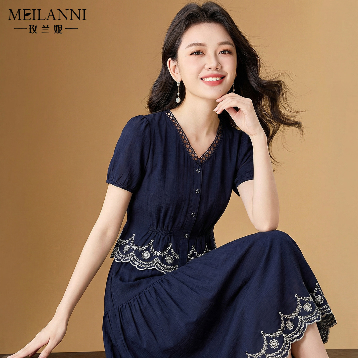 早春漂亮日常通勤套装V领修身显瘦上衣搭配时尚百褶半身裙休闲女