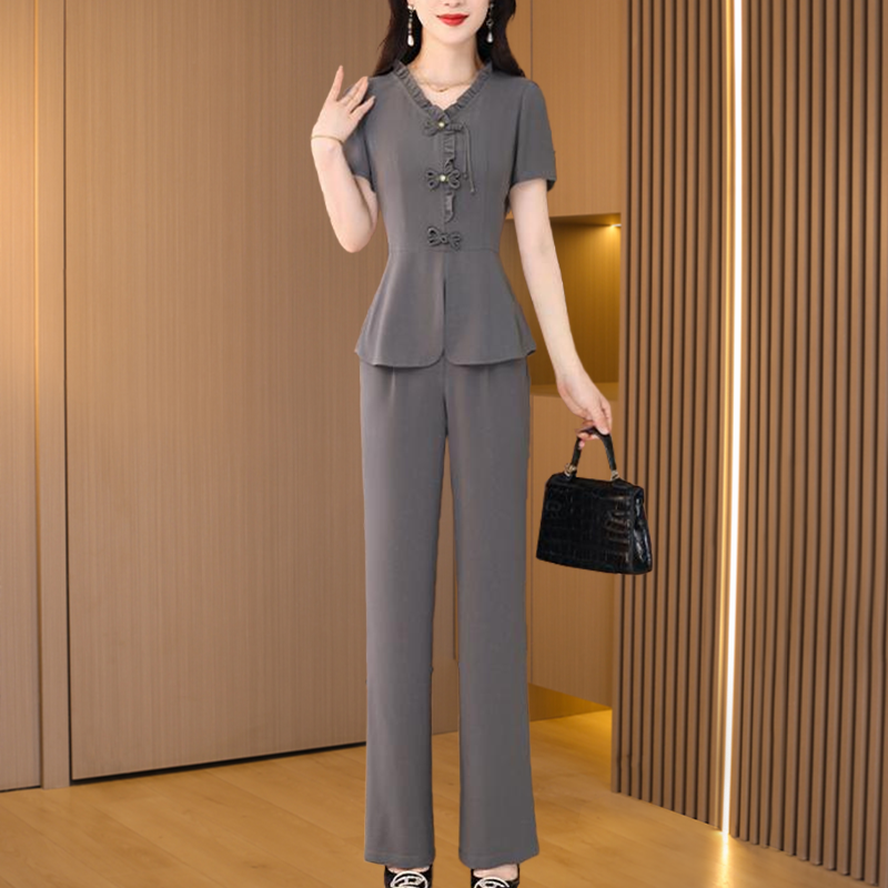 女装轻奢高级感女人味时尚套装
