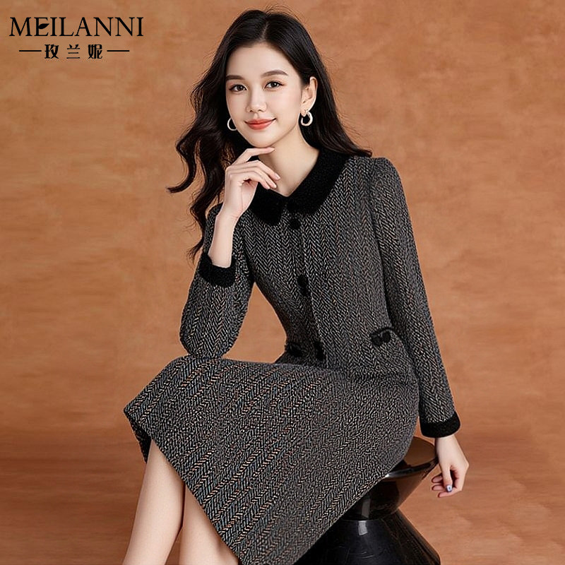 广州十三行加厚毛呢连衣裙女秋冬轻奢高级感中老年妈妈打底配大衣