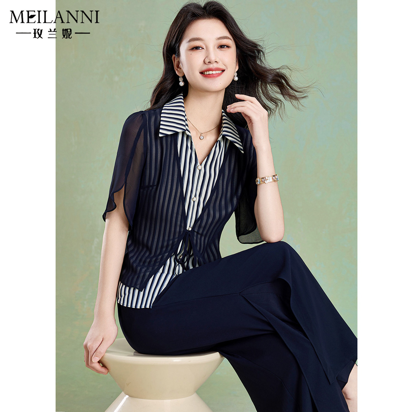 职业风条纹衬衫套装2026新款今年流行爆款女装夏翻领通勤装小个子