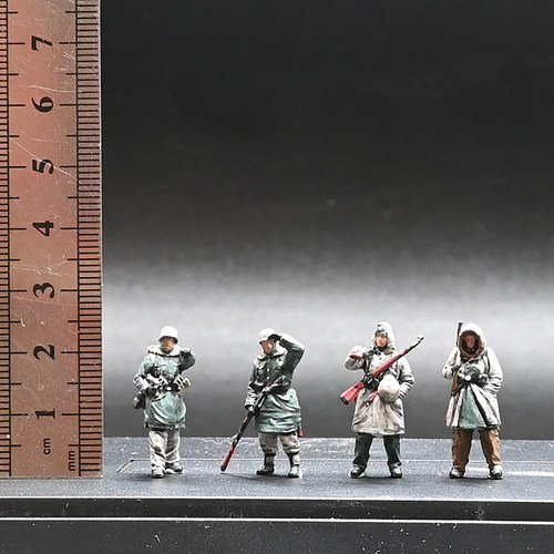 三荣德国冬季4人组A完成品模型