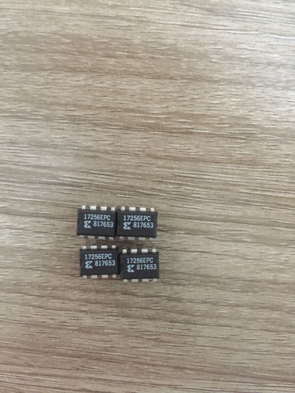 XC17256EPC原装正品17256EPC