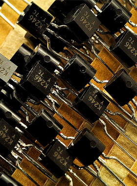 P沟道场效应管 2SK246 MOS管 TO-92 配对管:2SJ103 (10只)