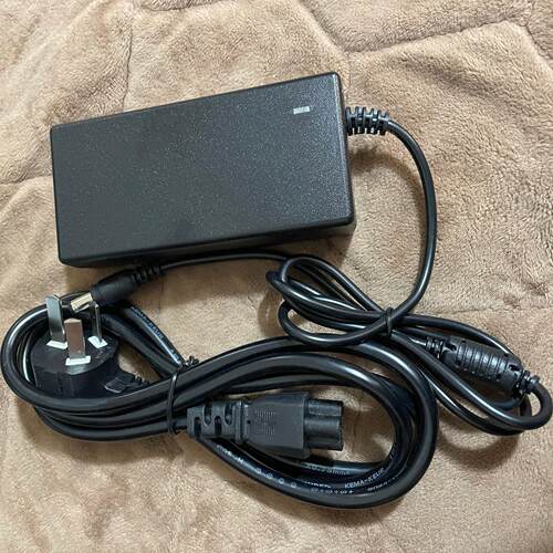 适用于DC-381-1504000拉杆音响充电器线15V4.0A电源适配器