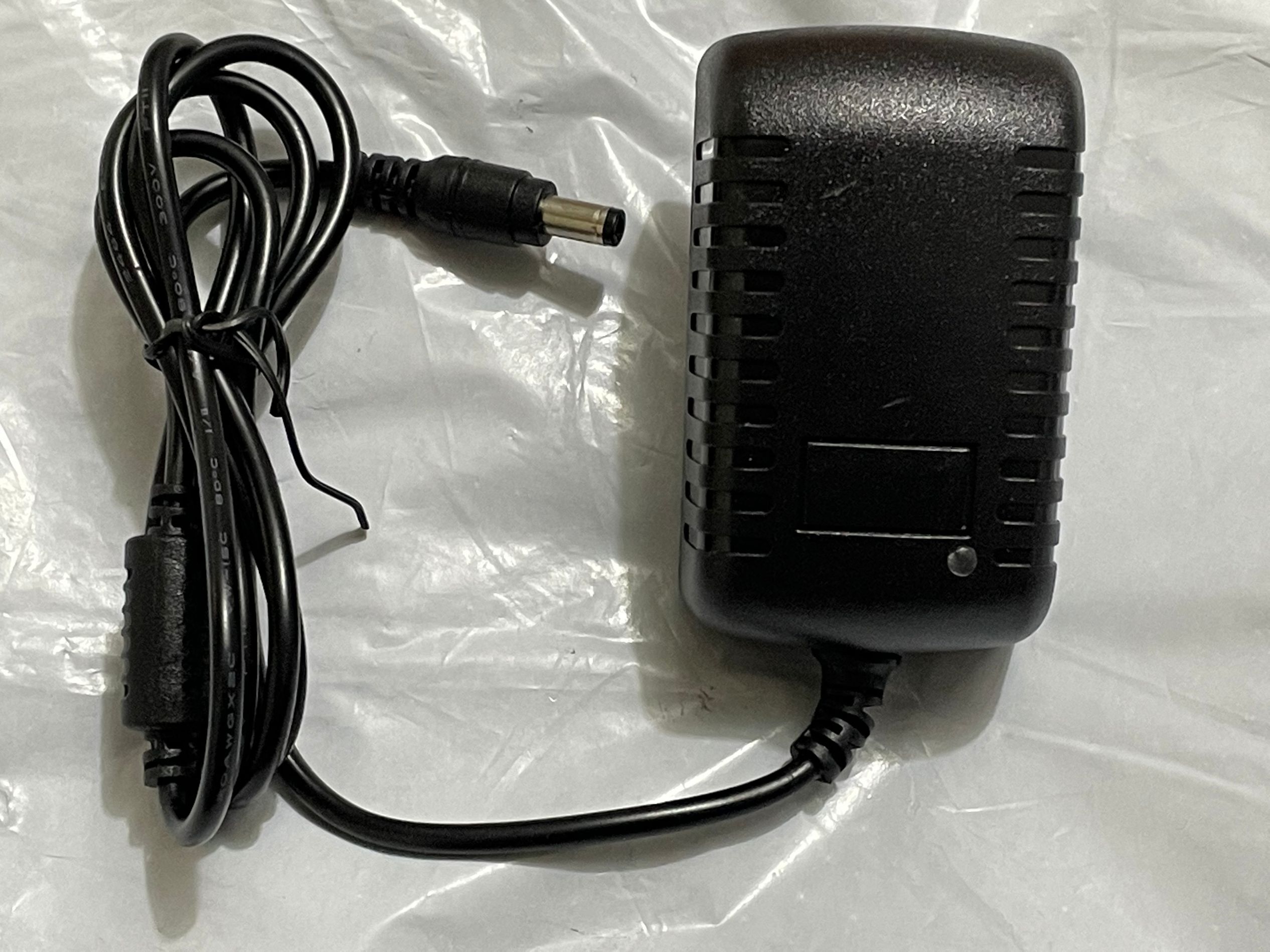 适用海康DS-7816NB-K2 硬盘录像机8路16路电源适配器12V粤海通用