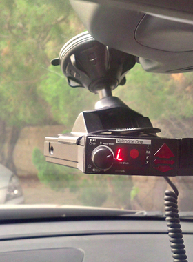 美国RAM支架 车载吸盘式情圣一号电子狗支架 八重洲车台面板固定