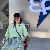 古祖祖 女 T恤宽松休闲简约tee夏季 原创显白青草绿蝙蝠袖 毛边短袖