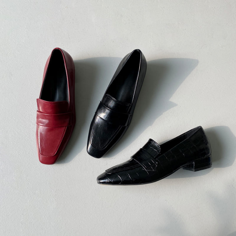 方头低跟简约休闲小皮鞋OL单鞋